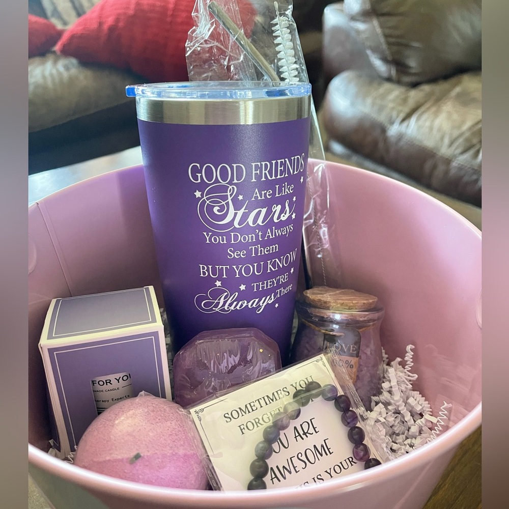 Customized Easter Baskets-- Small - Picture 3 of 12